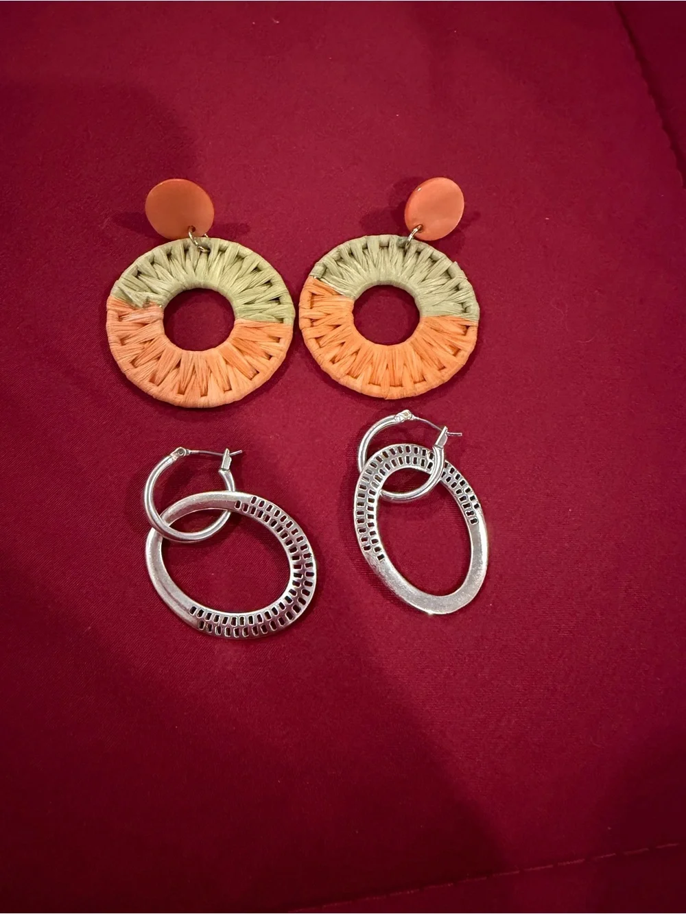 Handwoven Orange & Beige Round Drop Earrings - Unbranded    Silver hoop earrings